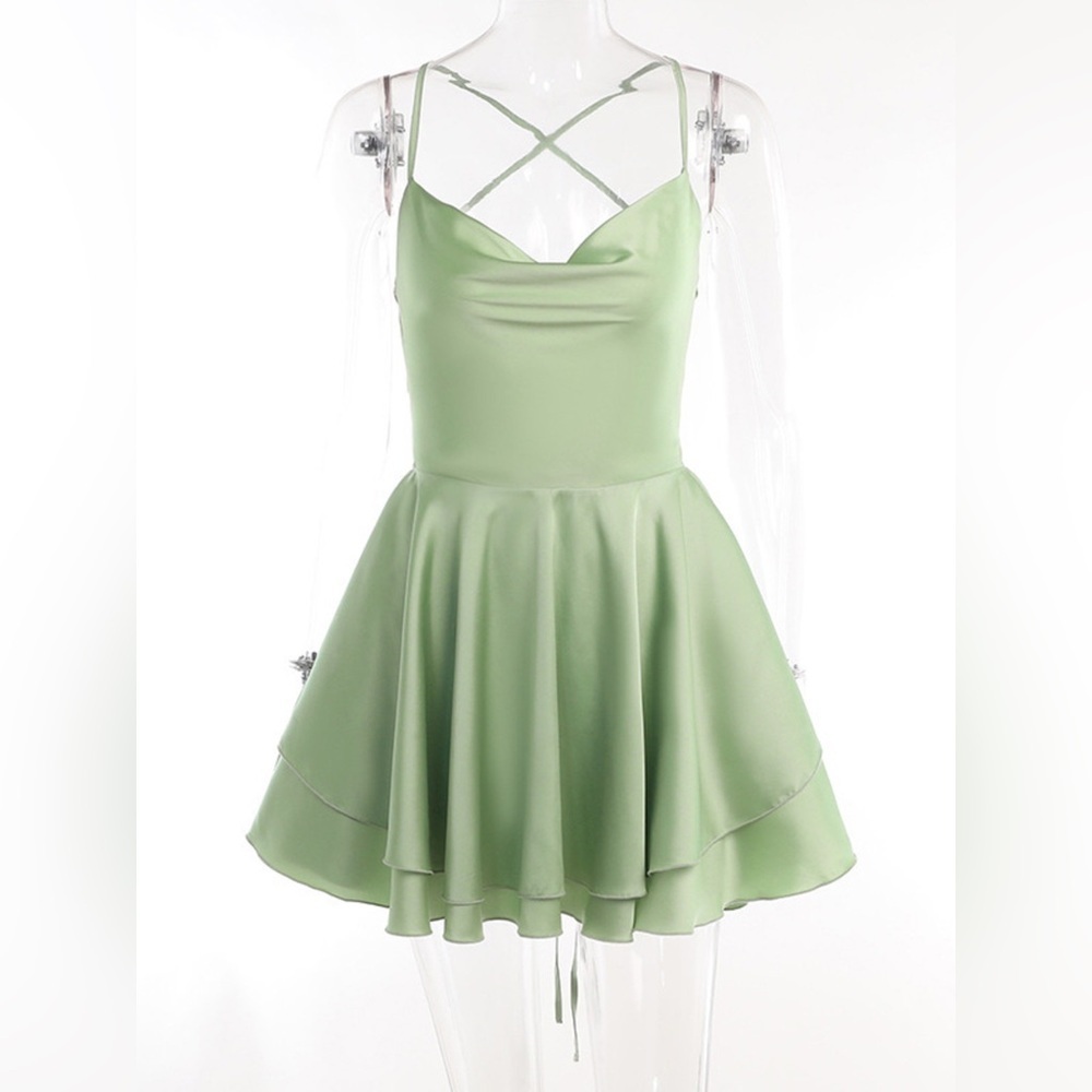 Backless Layered Ruffled Cami Dress - Picture 4 of 8